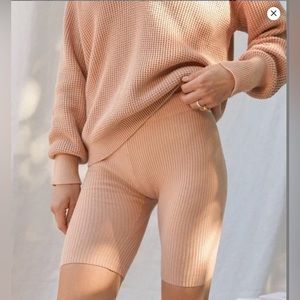 Lunya Cozy Cotton Silk blend Bike Short - otium tan